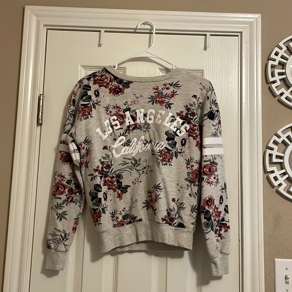 Brand-Iris, size-Medium, worn a few times, in good condition, pretty colors